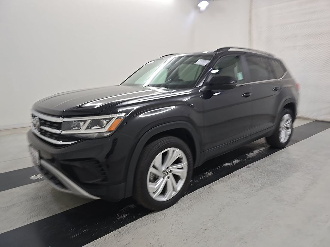 2023 VOLKSWAGEN SE w/ Tech w/ Sunroof Pkg