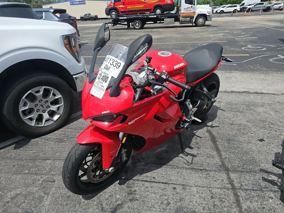 2024 DUCATI Ducati SuperSport