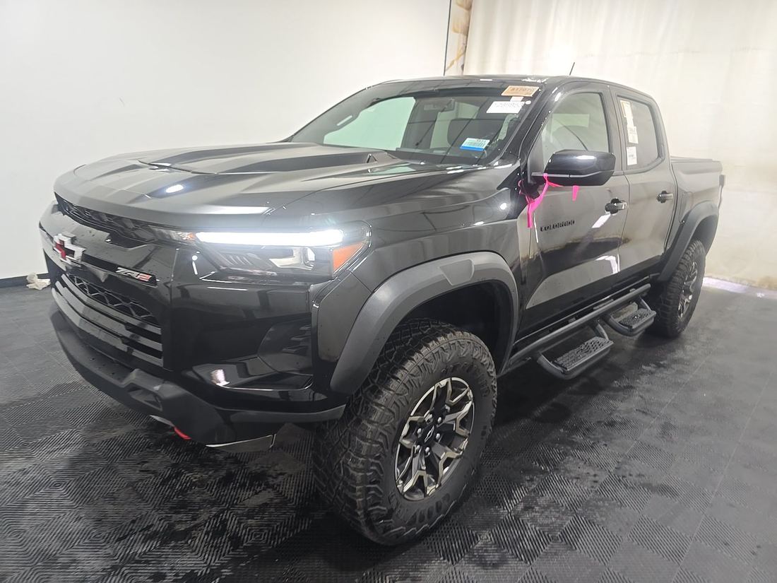 2024 CHEVROLET ZR2