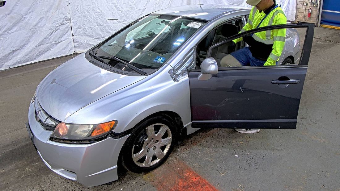 2010 HONDA LX