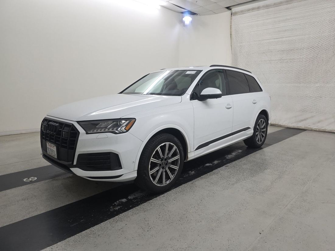 2023 AUDI quattro Premium Plus