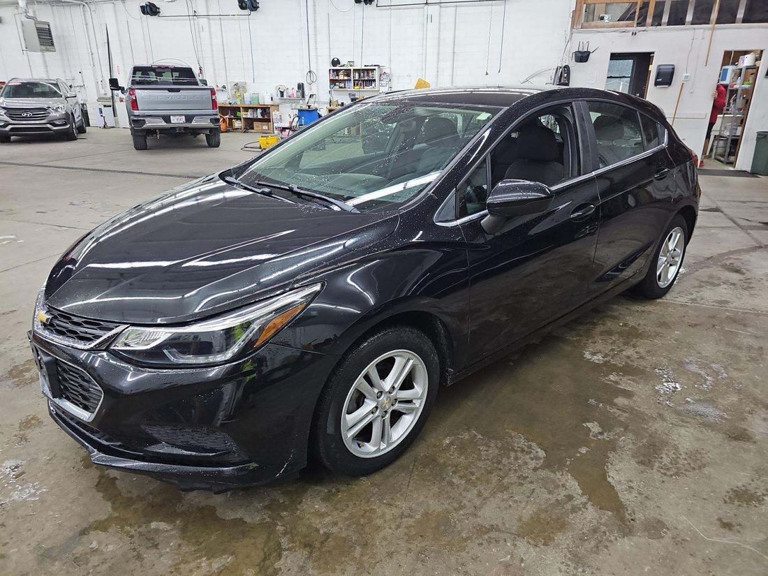 2017 CHEVROLET LT