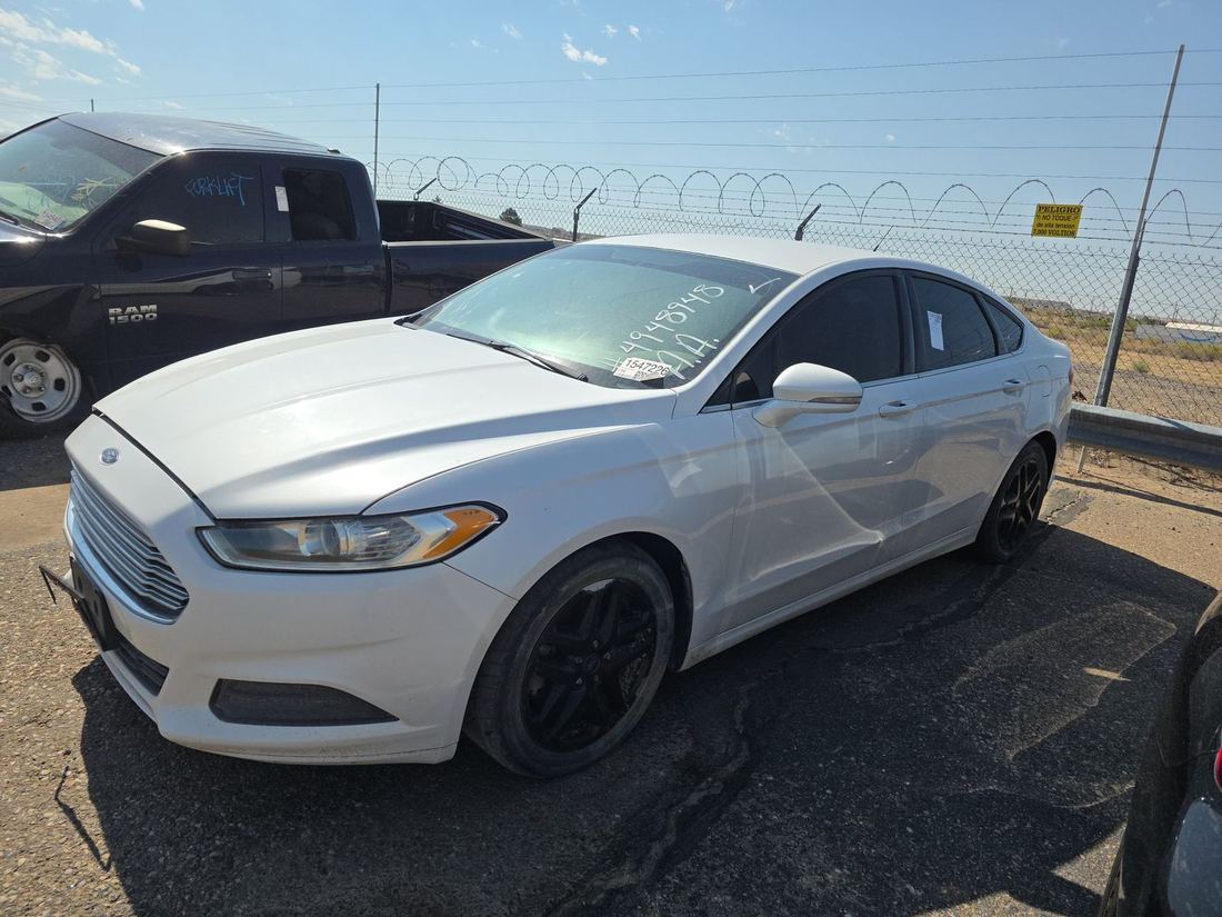 2016 FORD SE
