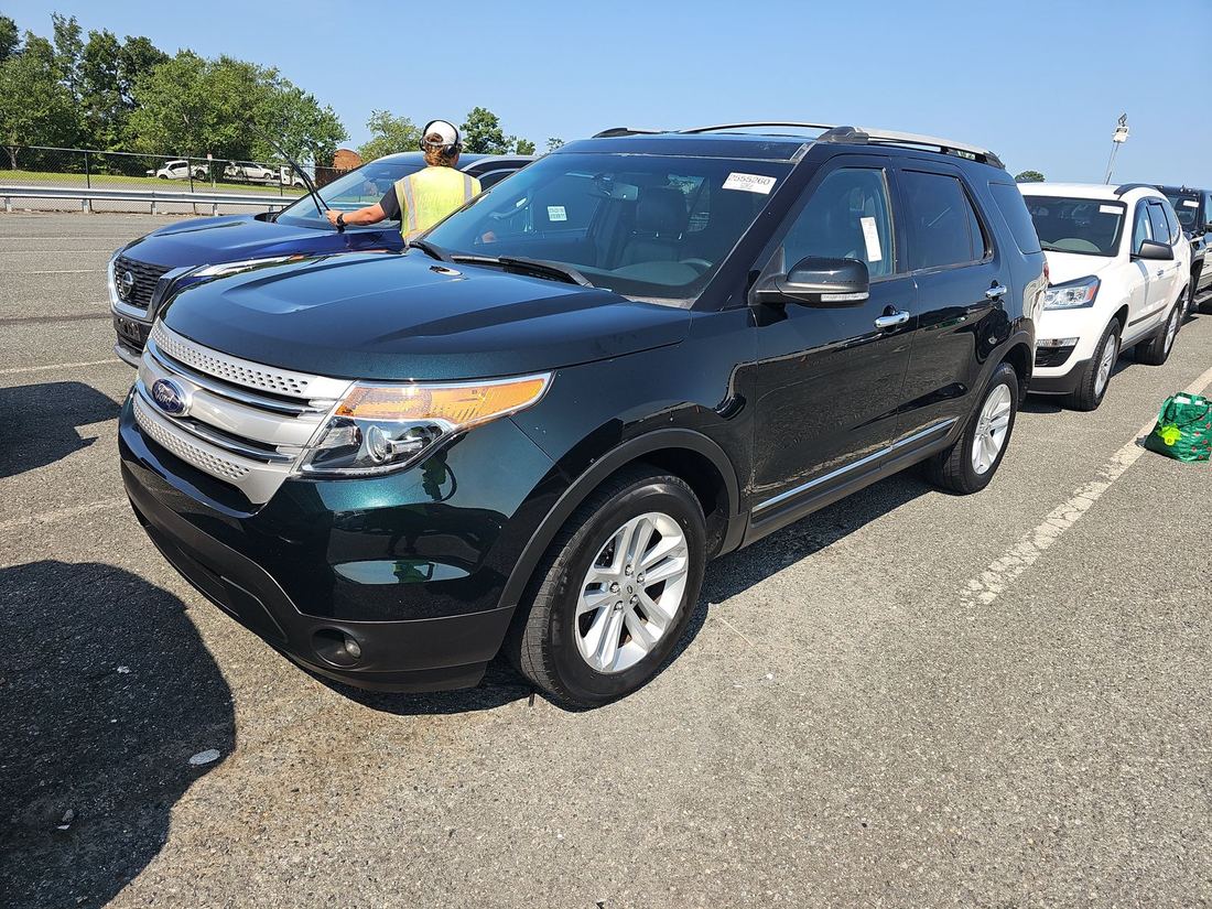 2014 FORD XLT