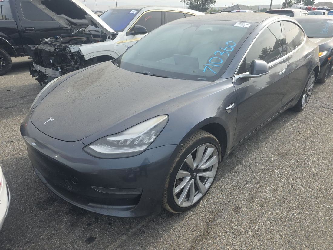 2020 TESLA Model 3