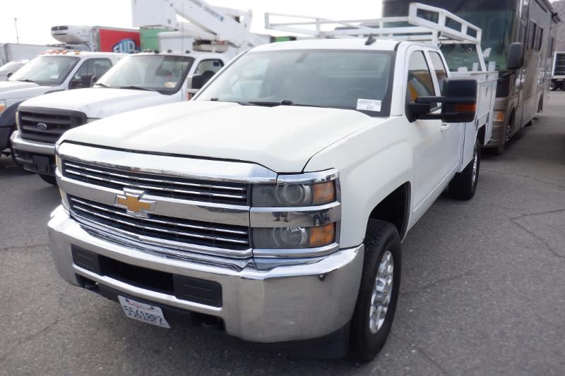2017 CHEVROLET 2500
