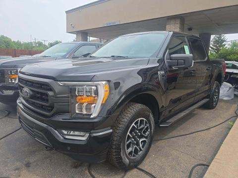 2023 Ford SuperCrew