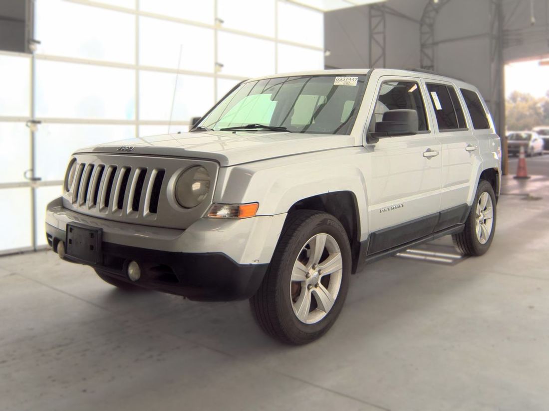 2011 JEEP MK