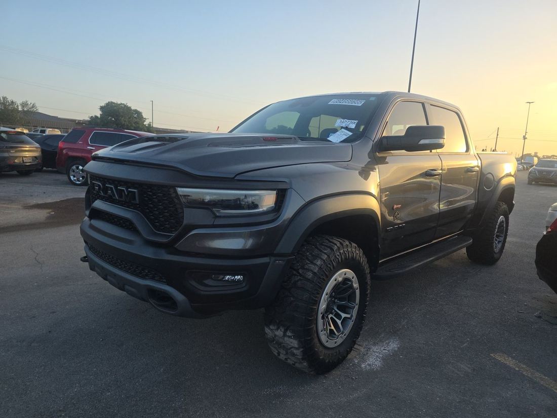 2021 RAM DT