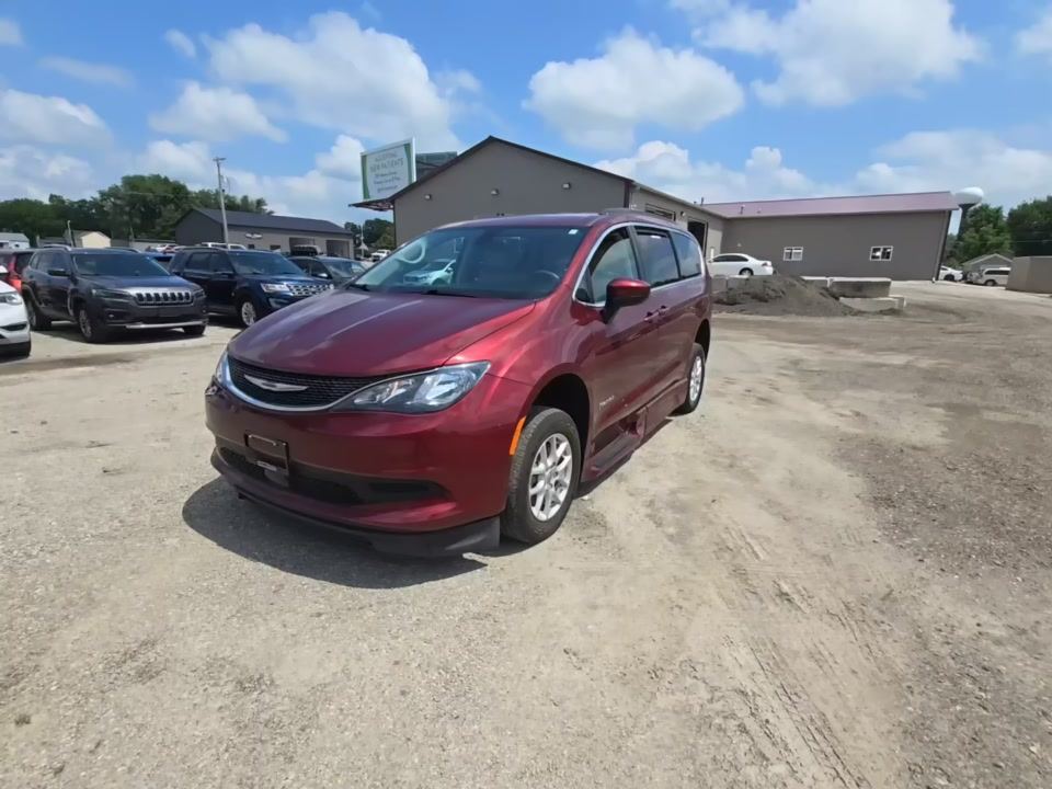 2021 Chrysler LXI