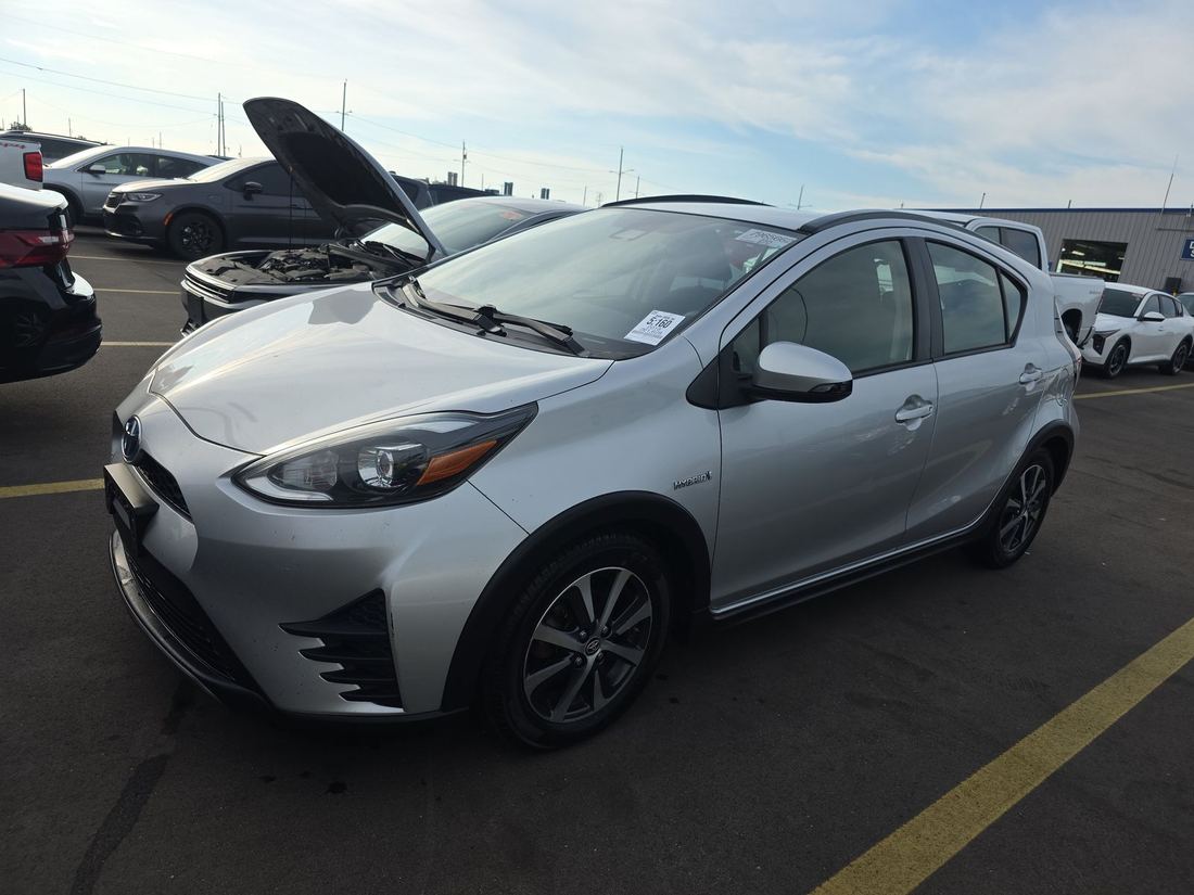 2018 TOYOTA NHP10L