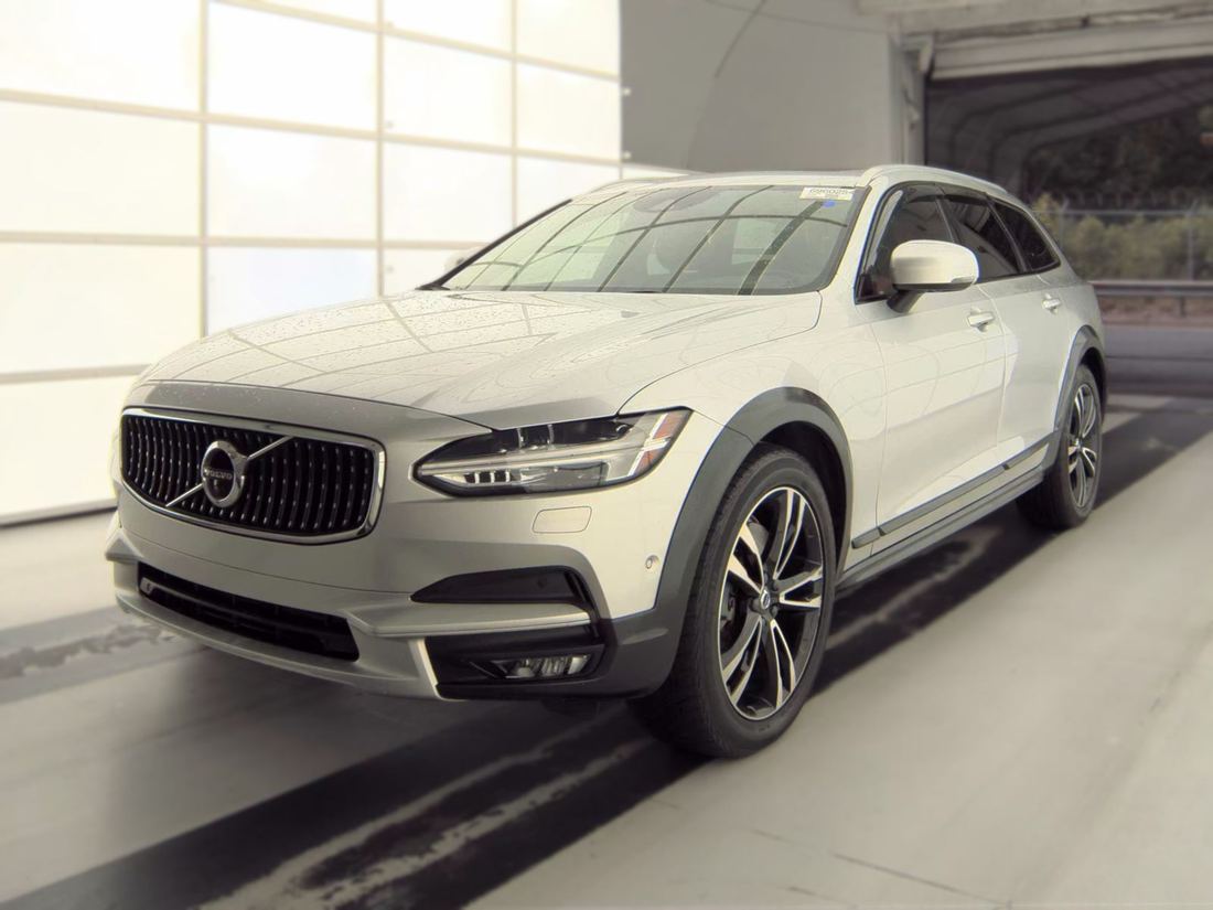 2018 Volvo V90 Cross Country  AWD