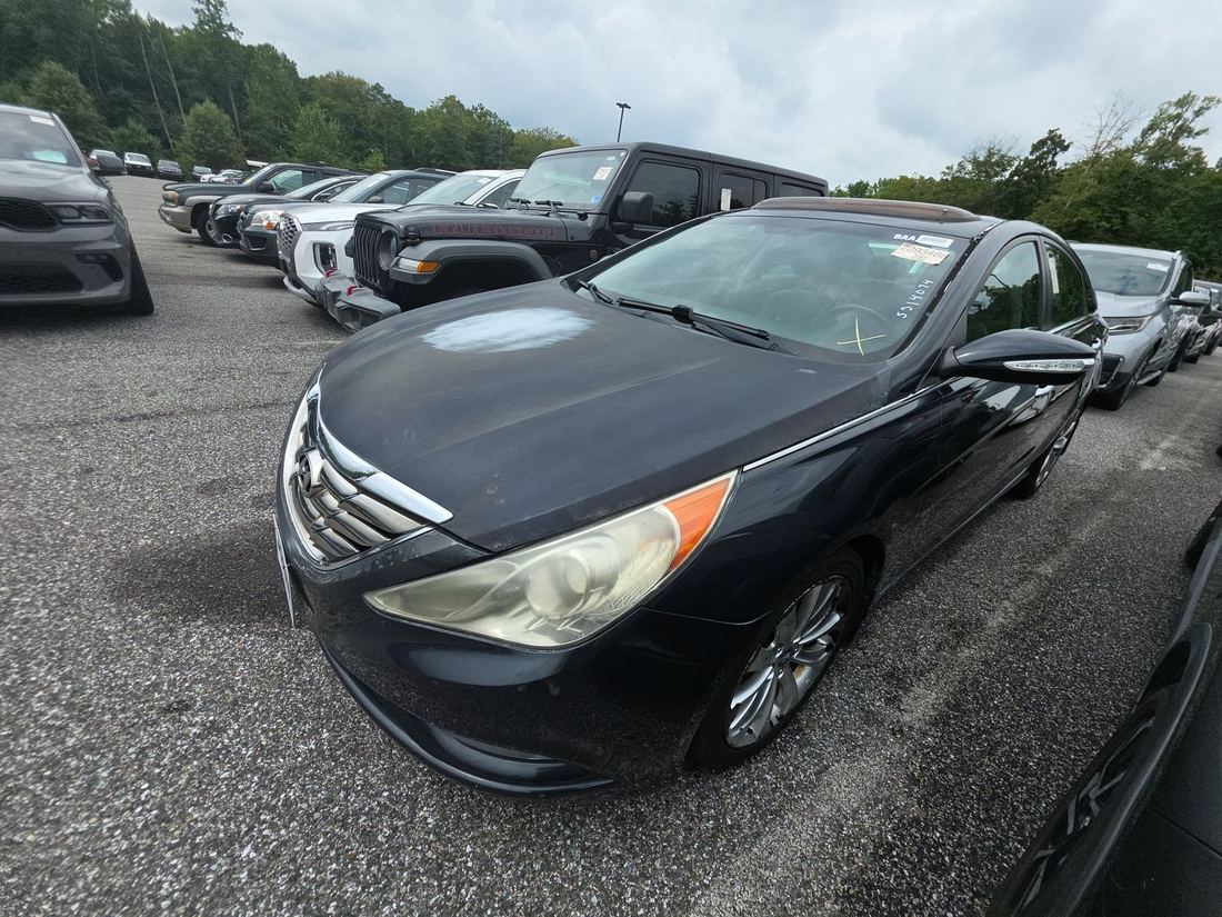 2011 HYUNDAI Middle level