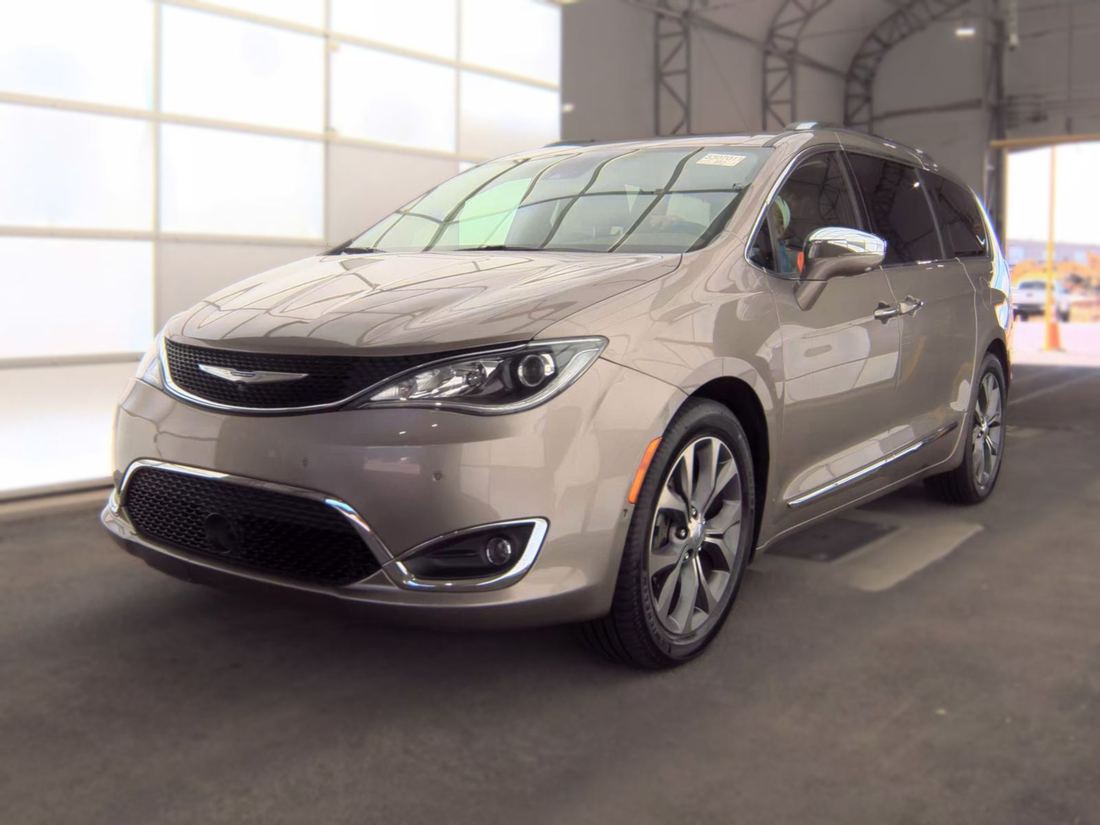 2018 CHRYSLER Limited