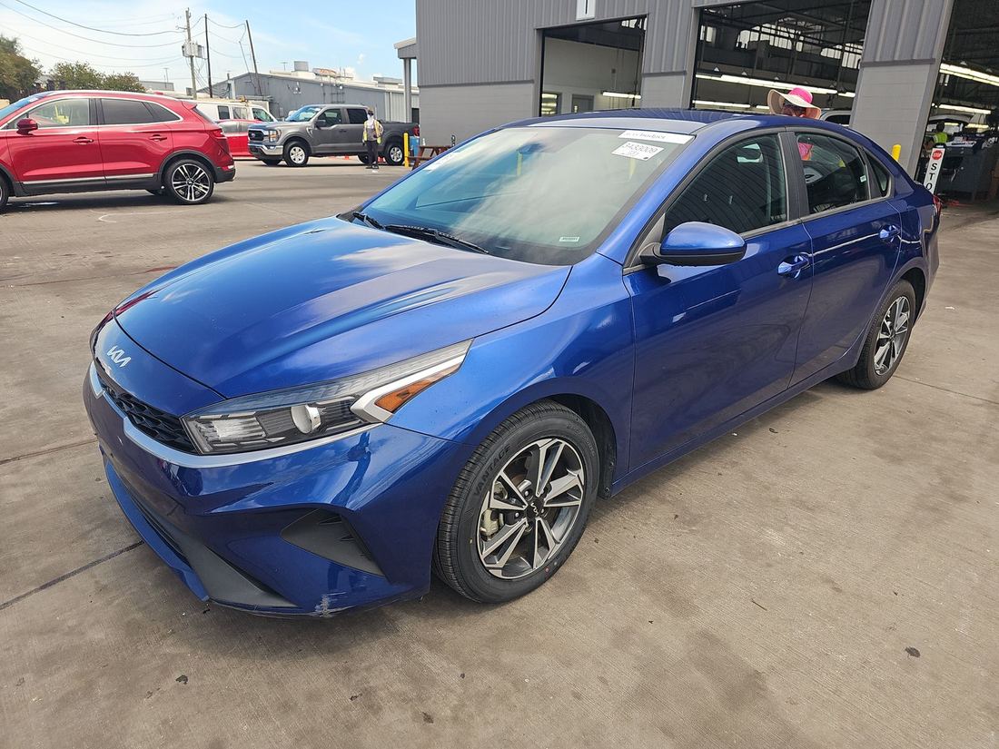 2024 KIA LX, LXS