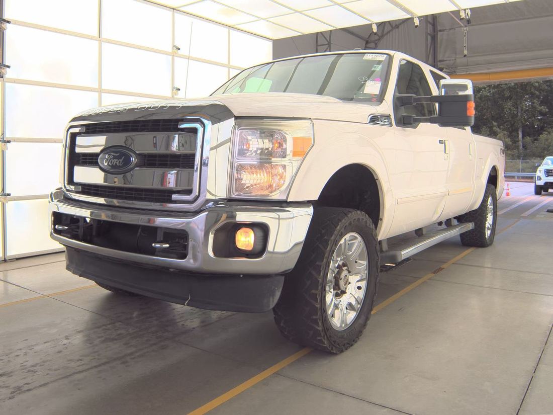 2016 Ford Super Duty - Single Rear Wheel