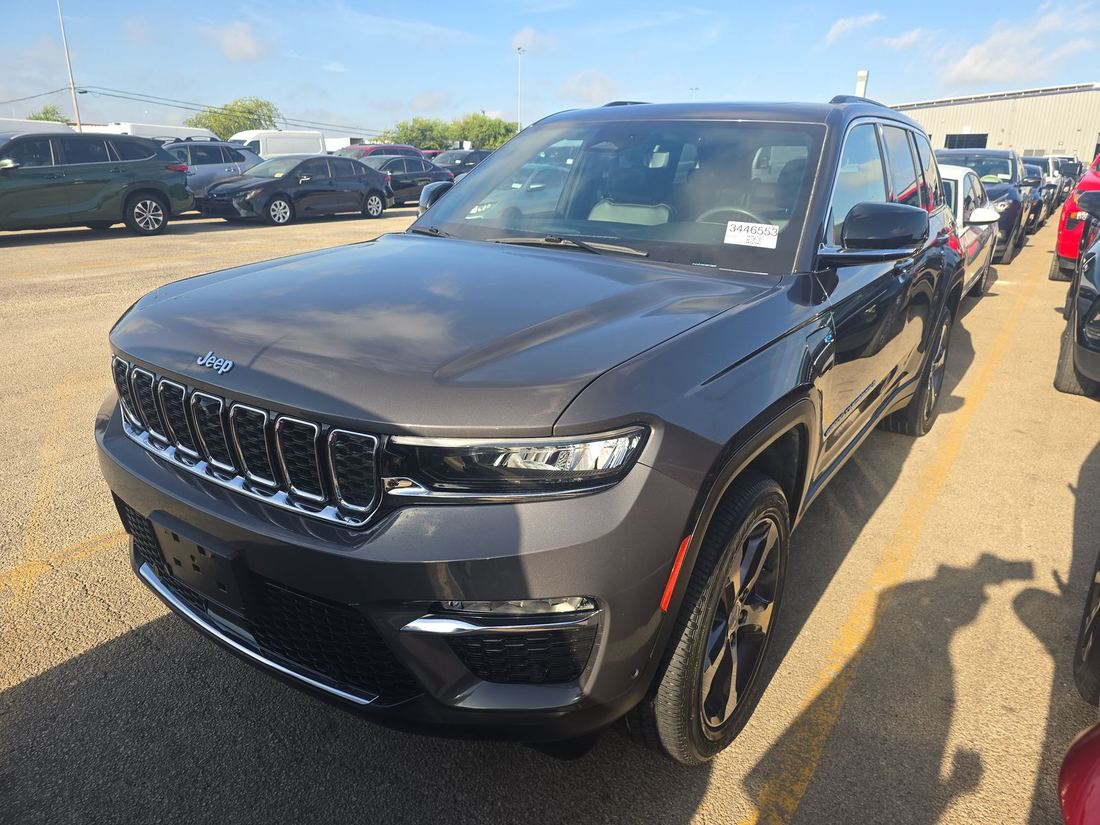 2024 JEEP WL