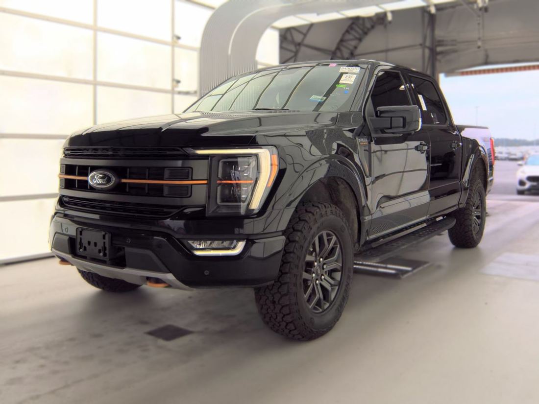 2023 FORD SuperCrew