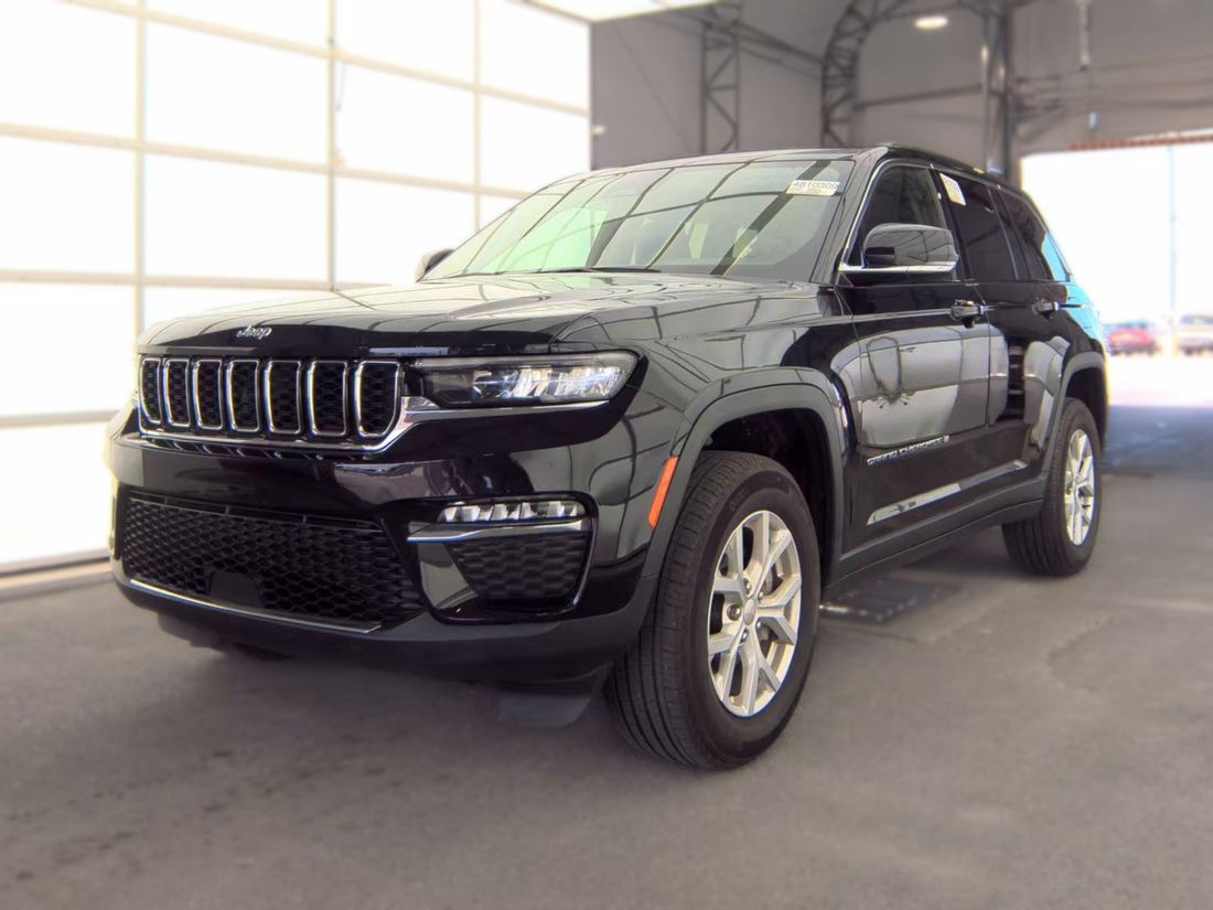 2023 JEEP Limited