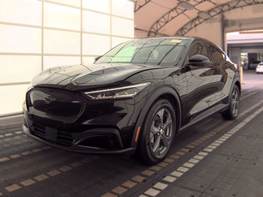 2023 FORD Select