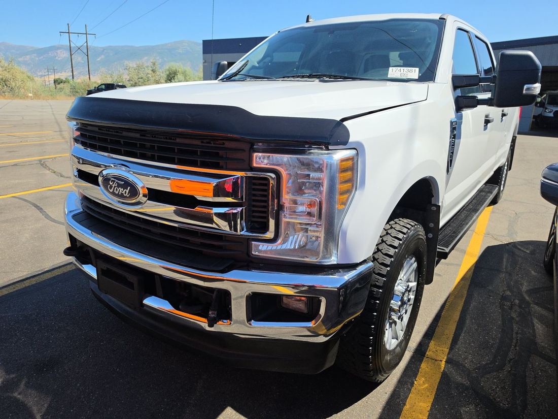 2019 FORD Super Duty - Single Rear Wheel