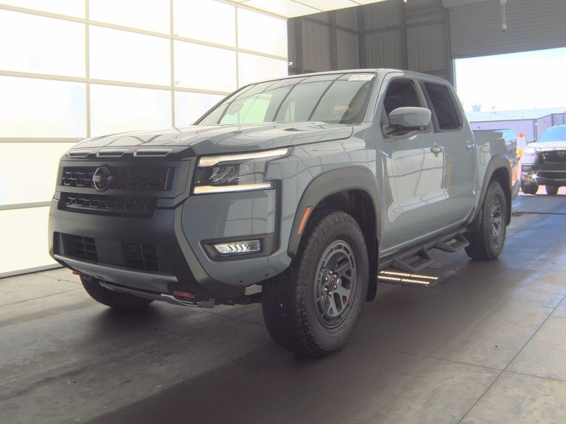 2026 NISSAN Frontier