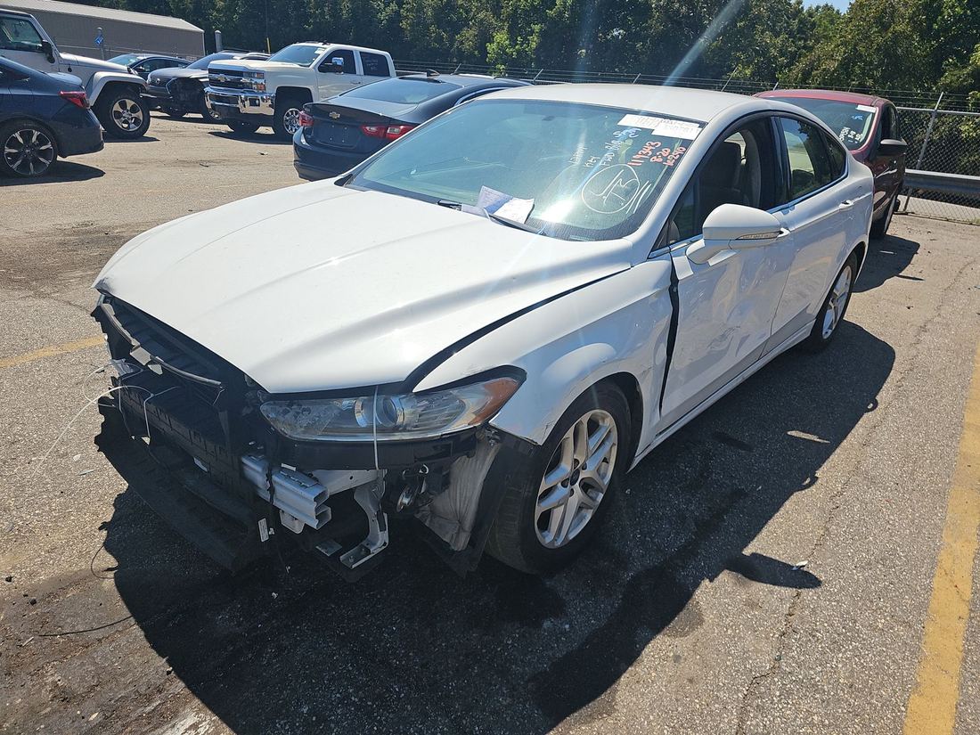 2016 FORD SE
