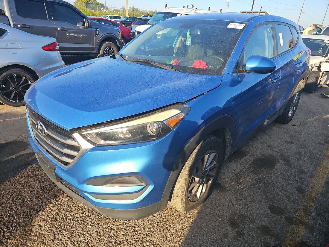 2017 HYUNDAI SE (no options)