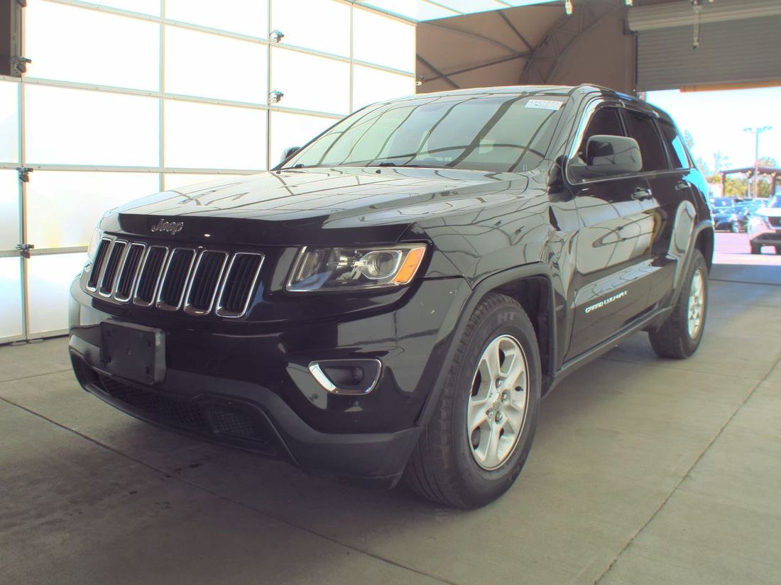 2015 JEEP Laredo