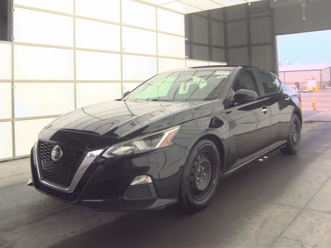 2020 NISSAN S