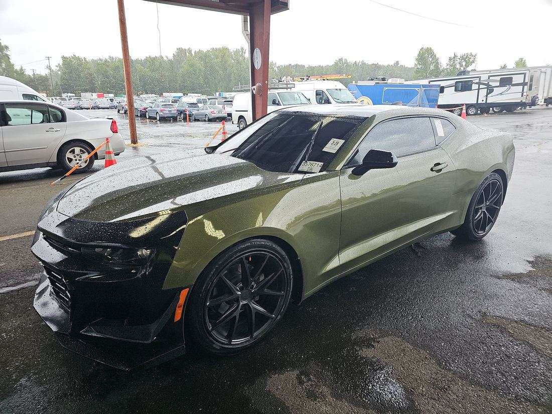 2018 Chevrolet 1LS/1LT