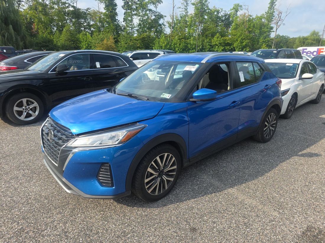 2021 NISSAN SV