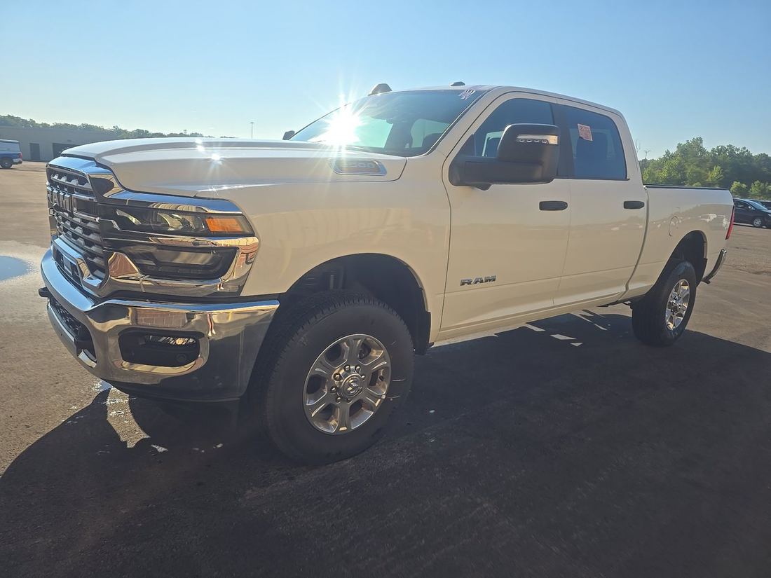 2025 RAM Big Horn/Lonestar