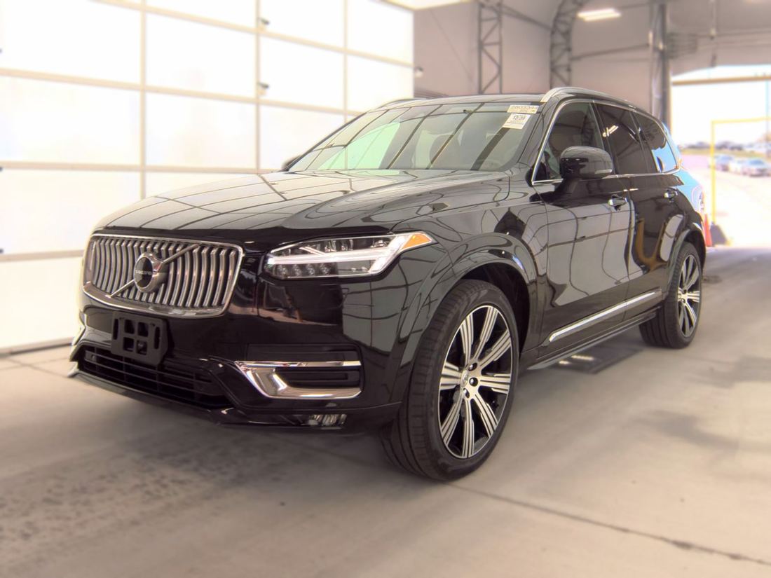 2021 VOLVO Inscription