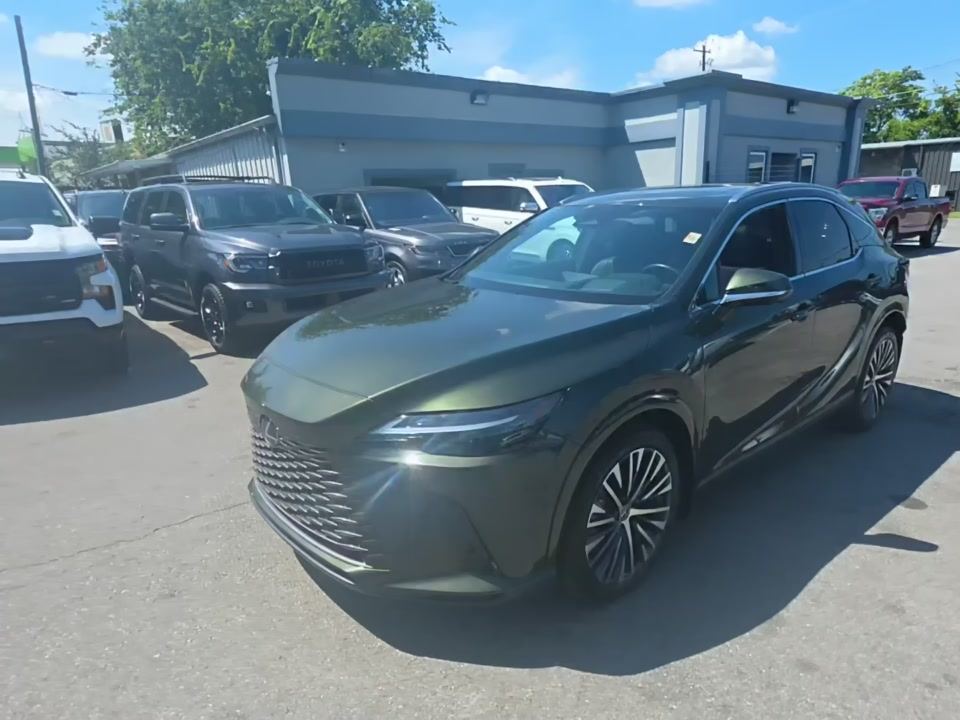 2024 LEXUS 15 Series