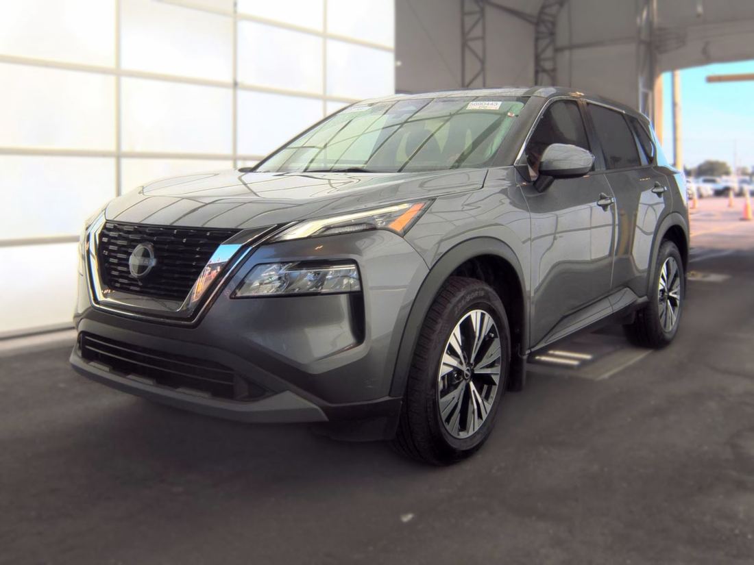 2023 NISSAN SV