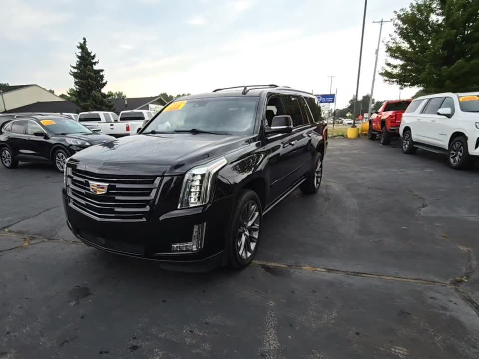 2020 Cadillac ESV Platinum