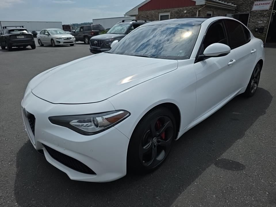 2017 ALFA ROMEO Q4