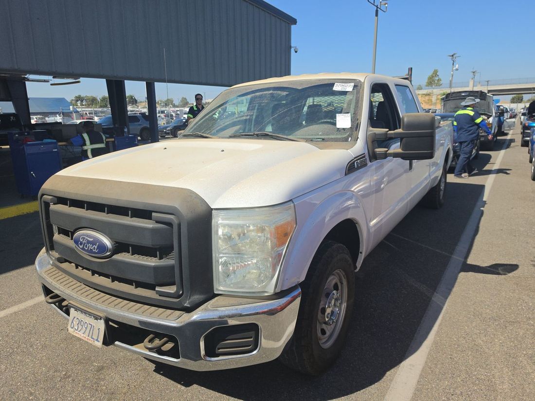 2013 FORD Super Duty - Single Rear Wheel