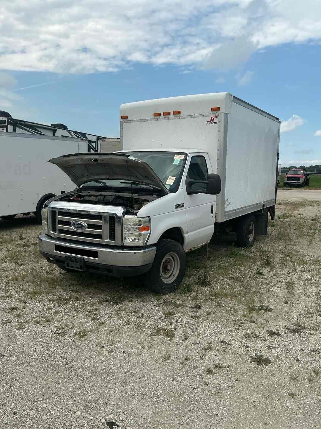 2012 FORD Econoline