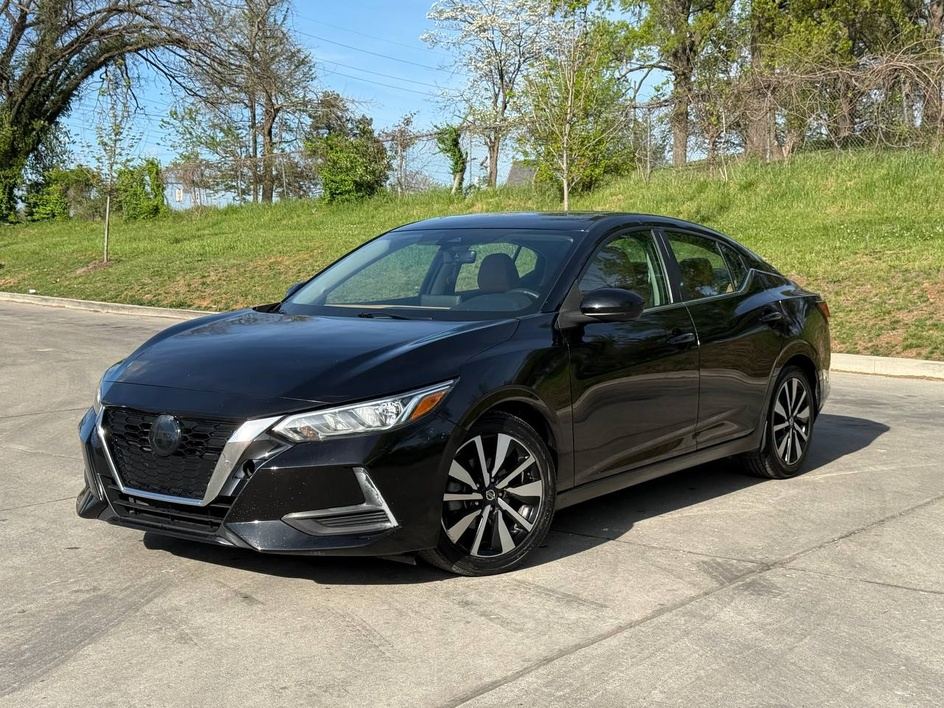 2021 Nissan SV