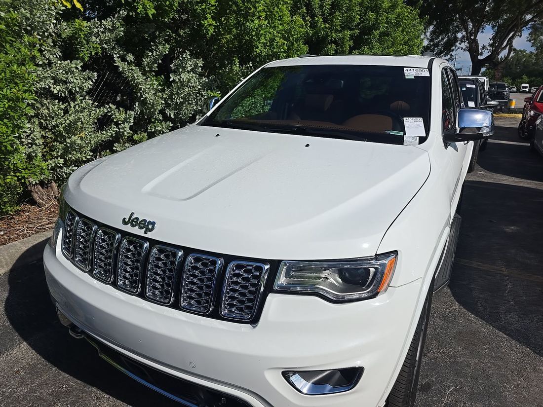 2020 JEEP Overland