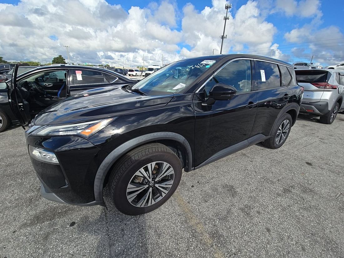2021 NISSAN SV
