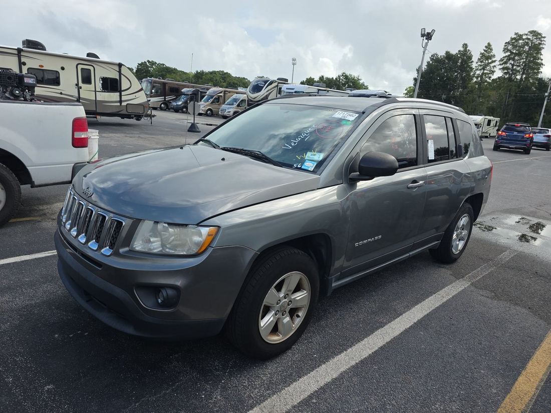 2013 JEEP Sport