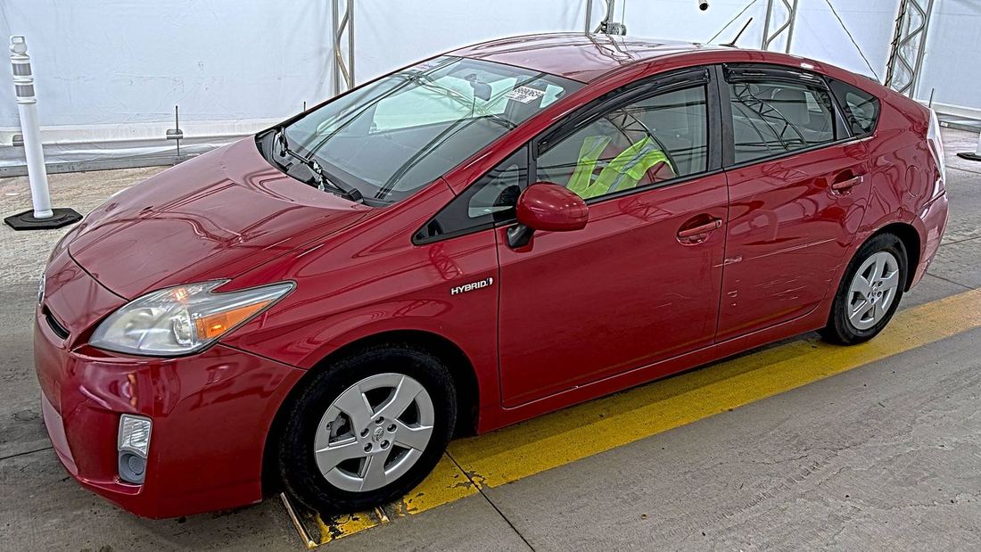 2011 TOYOTA ZVW30L