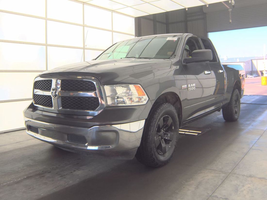 2016 RAM SLT