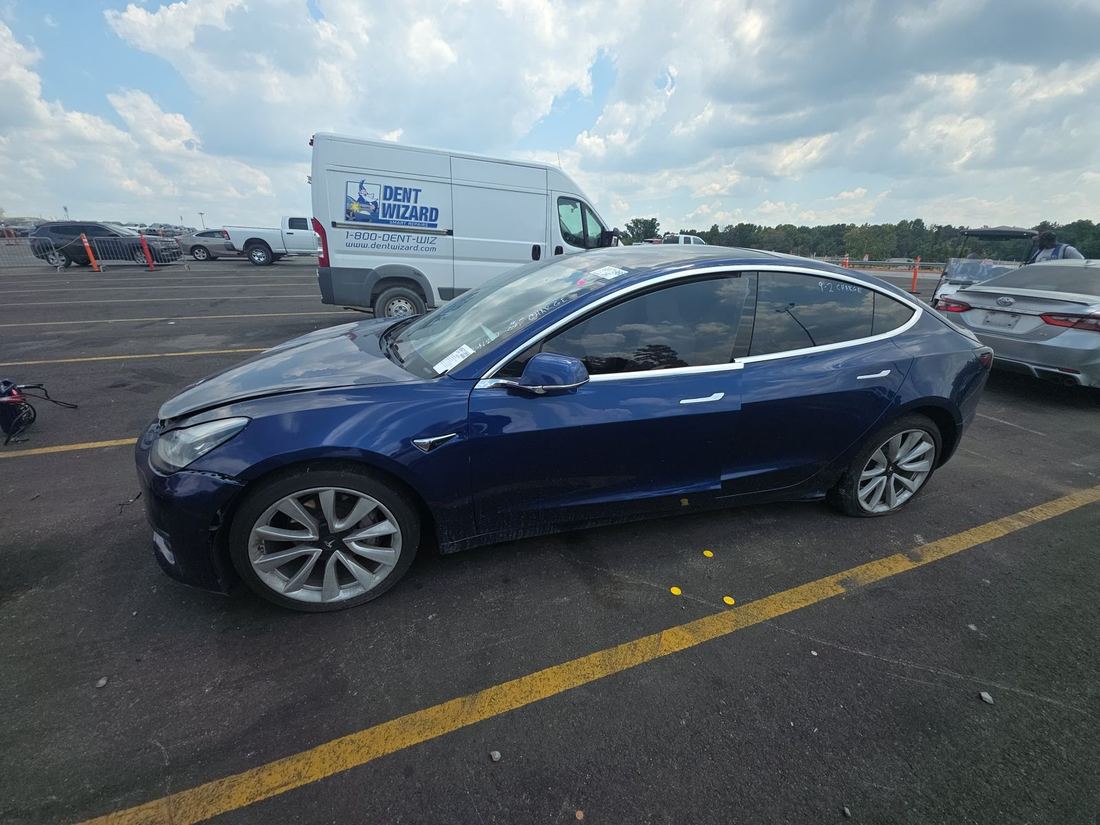 2020 TESLA Model 3