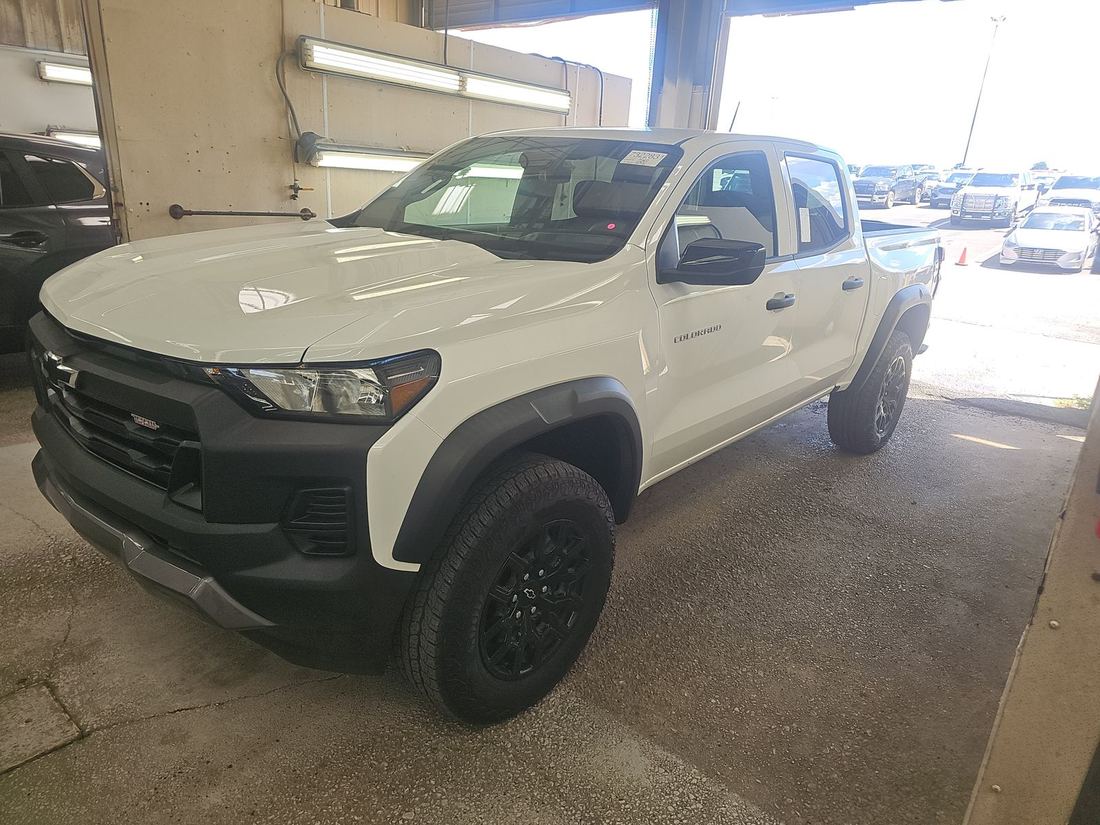 2024 CHEVROLET Trail Boss
