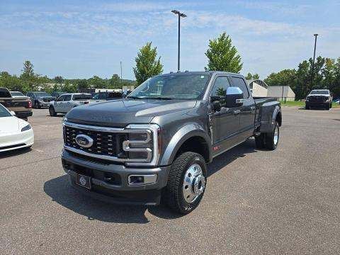 2026 Ford F-Series Super Duty-Dual Rear Wheels