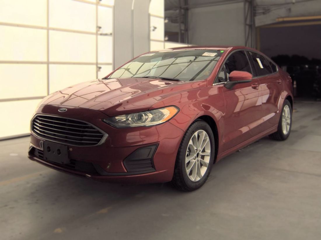 2020 FORD SE